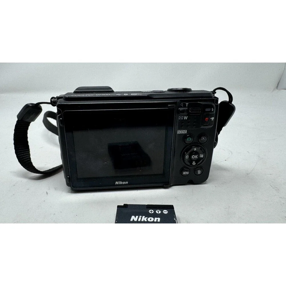 Nikon COOLPIX W300 16MP Compact Digital Camera Orange For parts-Doesnt Power on